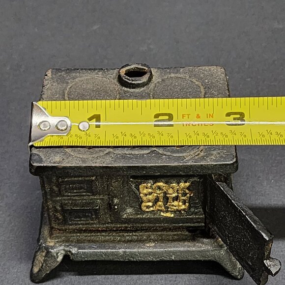 Vintage Miniature Dot Cook Cast Iron Stove Coin Bank Black Antique - Picture 8 of 9